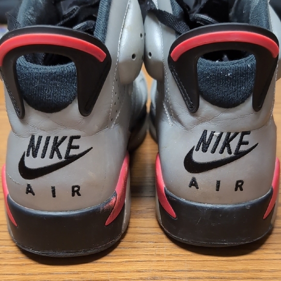 Nike Air Jordan 6 Retro SP "Reflections of a Champion" - Picture 3 of 12
